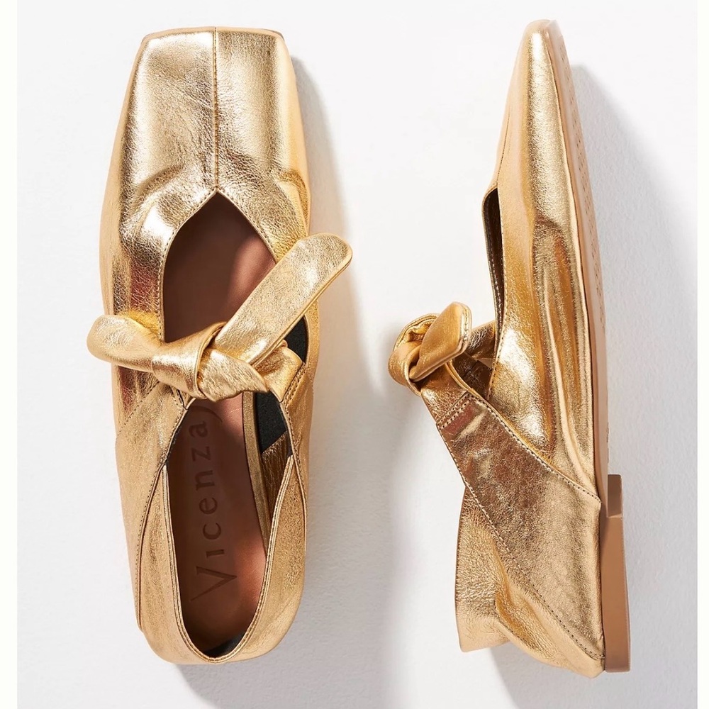 Vicenza ( Anthropologie ) Bow Mary Jane Flats  -Gold